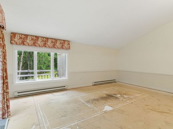 2 Hillside Dr 2, Wayland MA 01778