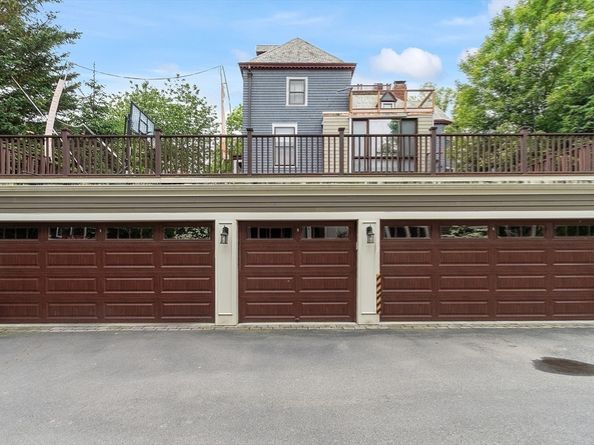 33 Winthrop 1, Brookline MA 02445