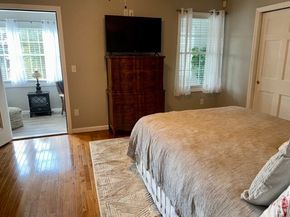 42 Colonial Rd, Webster MA 01570