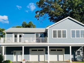 42 Colonial Rd, Webster MA 01570