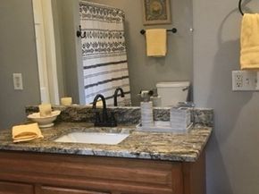 42 Colonial Rd, Webster MA 01570