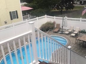 42 Colonial Rd, Webster MA 01570