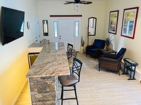 42 Colonial Rd, Webster MA 01570