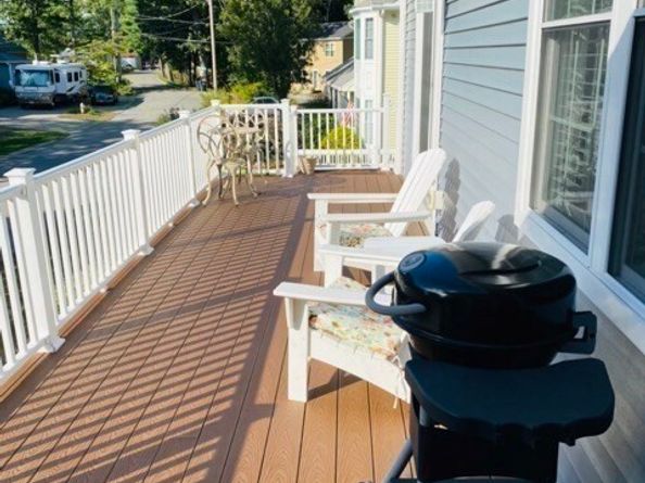 42 Colonial Rd, Webster MA 01570