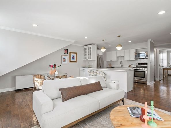 27 Bowdoin St 5, Boston MA 02114