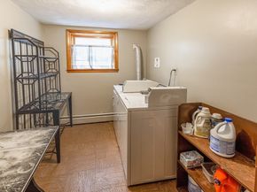 51 Stoughton St, Quincy MA 02169
