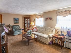 51 Stoughton St, Quincy MA 02169