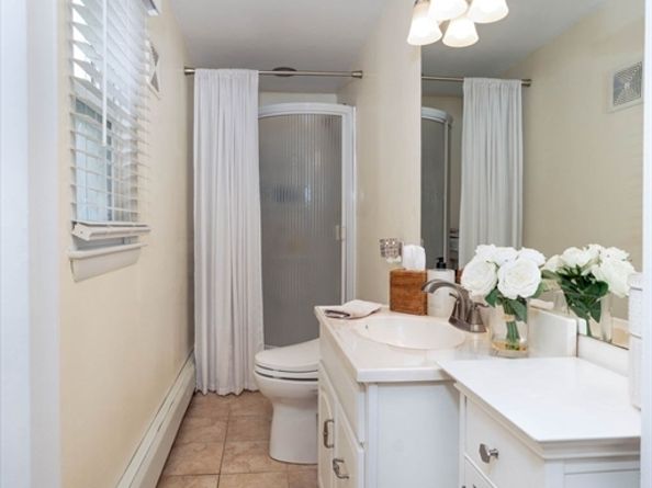 33 Samoset Ave, Quincy MA 02169