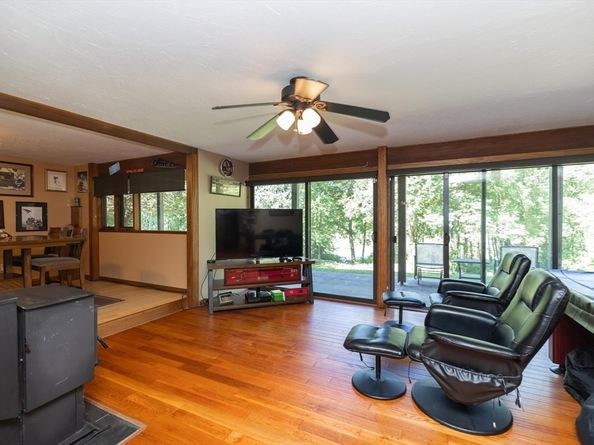 1023 N. Woodstock Road, Southbridge MA 01550