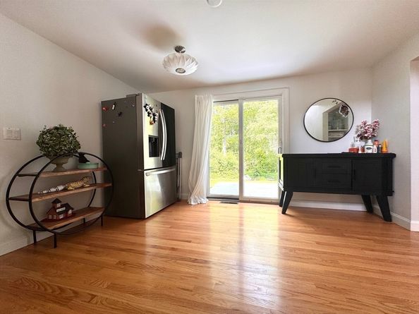 84 Walden Ter, Concord MA 01742