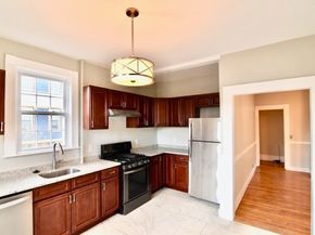 15-1/2 Tremlett St, Boston MA 02124