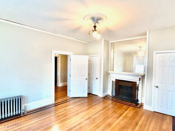 15-1/2 Tremlett St, Boston MA 02124