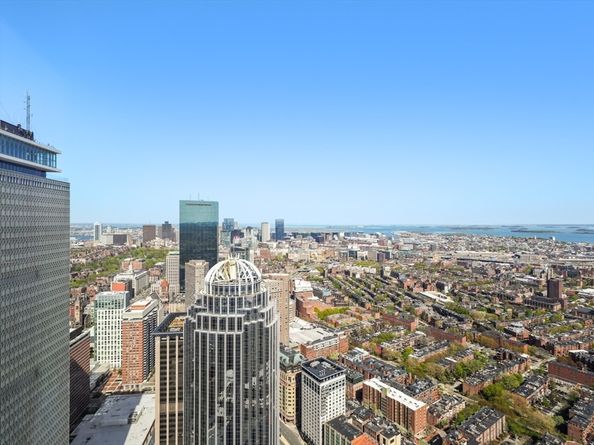 1 Dalton St U5602, Boston MA 02115