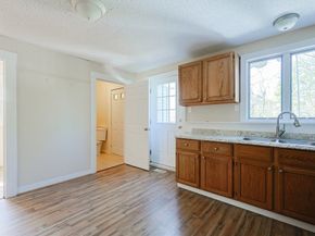 101 Jones Rd 101, Hopedale MA 01747