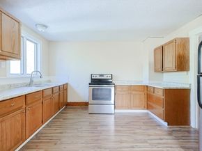 101 Jones Rd 101, Hopedale MA 01747