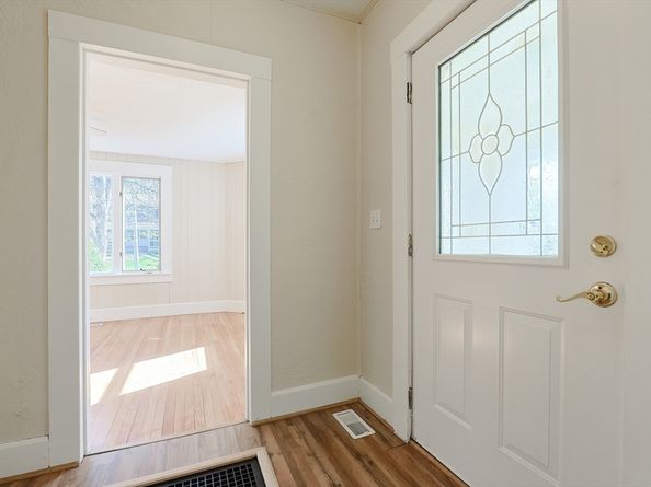 101 Jones Rd 101, Hopedale MA 01747