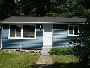 11 Summit Avenue, Lakeville MA 02347