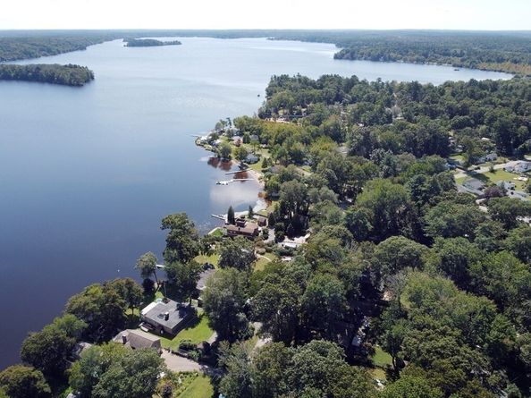 11 Summit Avenue, Lakeville MA 02347