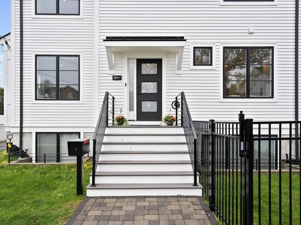 38 Bradshaw Street 38, Watertown MA 02472
