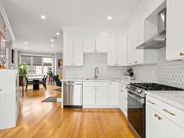 38 Bradshaw Street 38, Watertown MA 02472