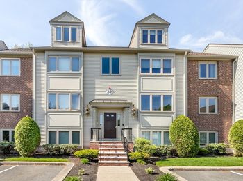 62 Maple Street