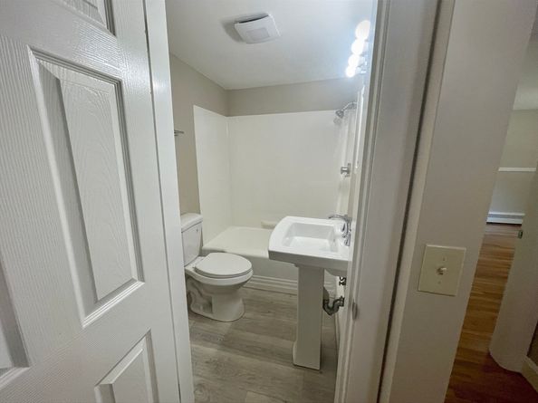 99 Homestead Cir, Hamilton MA 01982