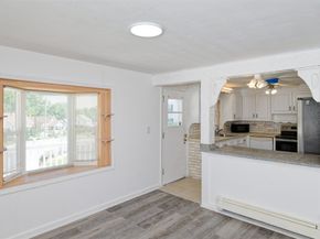 1 Rockland Road Ct, Auburn MA 01501