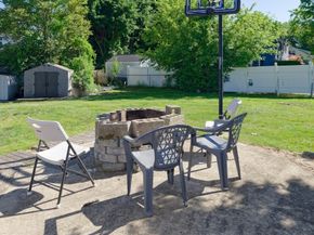 1 Rockland Road Ct, Auburn MA 01501