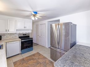 1 Rockland Road Ct, Auburn MA 01501