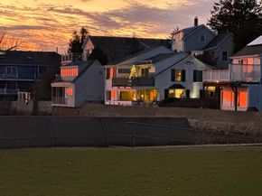 8 Bickford Way, Gloucester MA 01930
