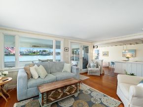 8 Bickford Way, Gloucester MA 01930