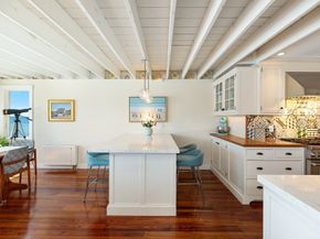 8 Bickford Way, Gloucester MA 01930