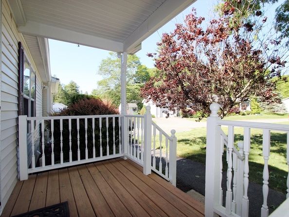 507 Crystal Way, Middleboro MA 02346