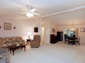 507 Crystal Way, Middleboro MA 02346