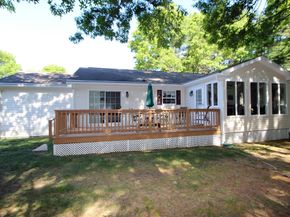 507 Crystal Way, Middleboro MA 02346