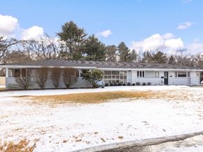 5 Richard Rd, Hingham MA 02043