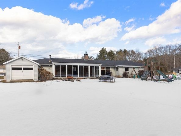 5 Richard Rd, Hingham MA 02043