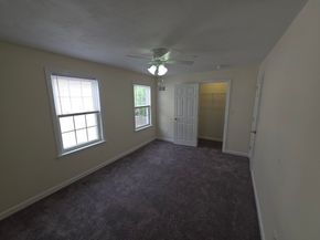 956 Warren Ave 5, Brockton MA 02301