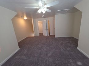 956 Warren Ave 5, Brockton MA 02301