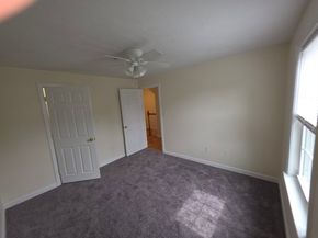 956 Warren Ave 5, Brockton MA 02301