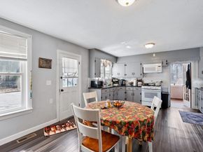 21 Burnap St, Fitchburg MA 01420
