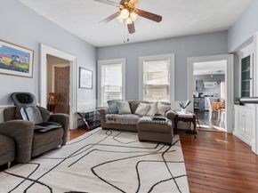 21 Burnap St, Fitchburg MA 01420