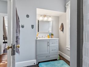 21 Burnap St, Fitchburg MA 01420