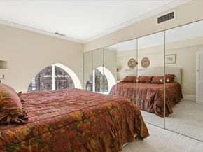 27 Chestnut 4C, Boston MA 02108
