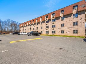 135 Grove Street 135, Rockland MA 02370