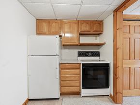 9 Knollwood Dr, Charlton MA 01507