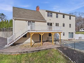 9 Knollwood Dr, Charlton MA 01507
