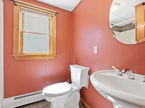9 Knollwood Dr, Charlton MA 01507