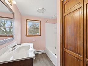 21 Janet Cir, Shrewsbury MA 01545