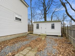 21 Janet Cir, Shrewsbury MA 01545